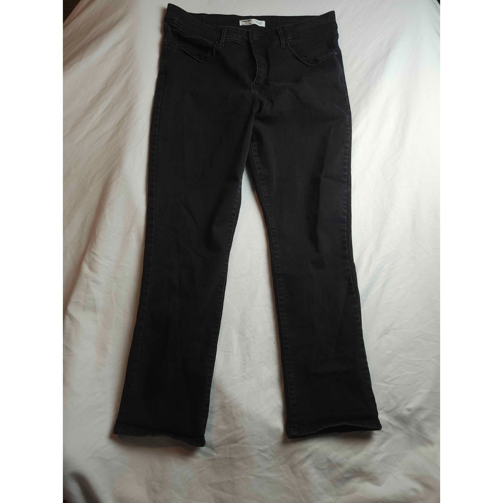 Signature Gold Levi Strauss Jean Womens 16S Black Denim Totally Shaping Straight